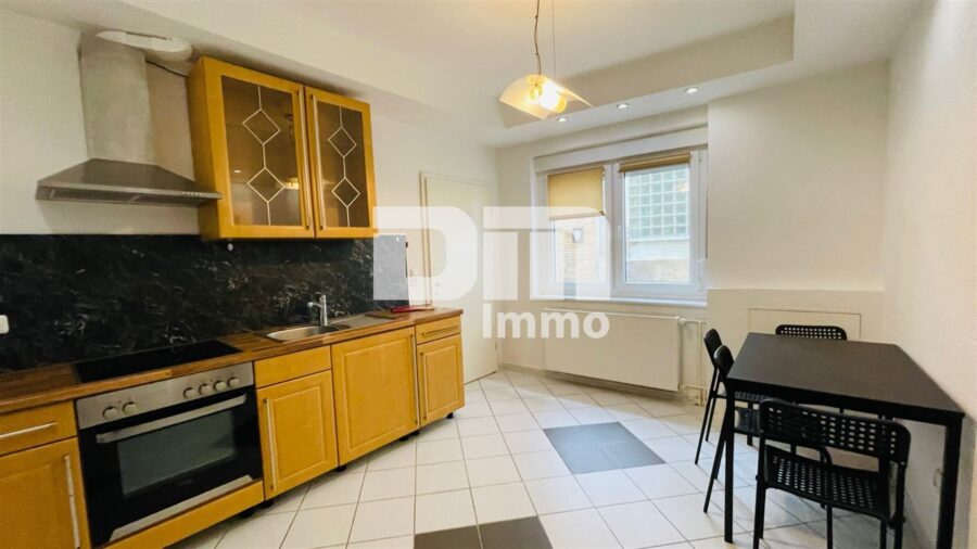 Appartment zentral in Neustadt ideal für Pendler, Zeitarbeiter oder Wochenendheimfahrer - Küche
